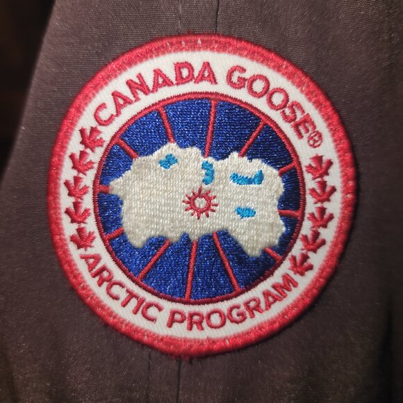 Canada Goose Finnegan Parka - Picture 15 of 16